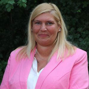 Kathrin Adler-Becker